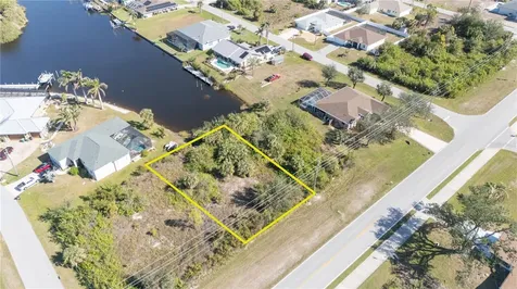 14386 Ingraham Boulevard Port Charlotte FL 33981
