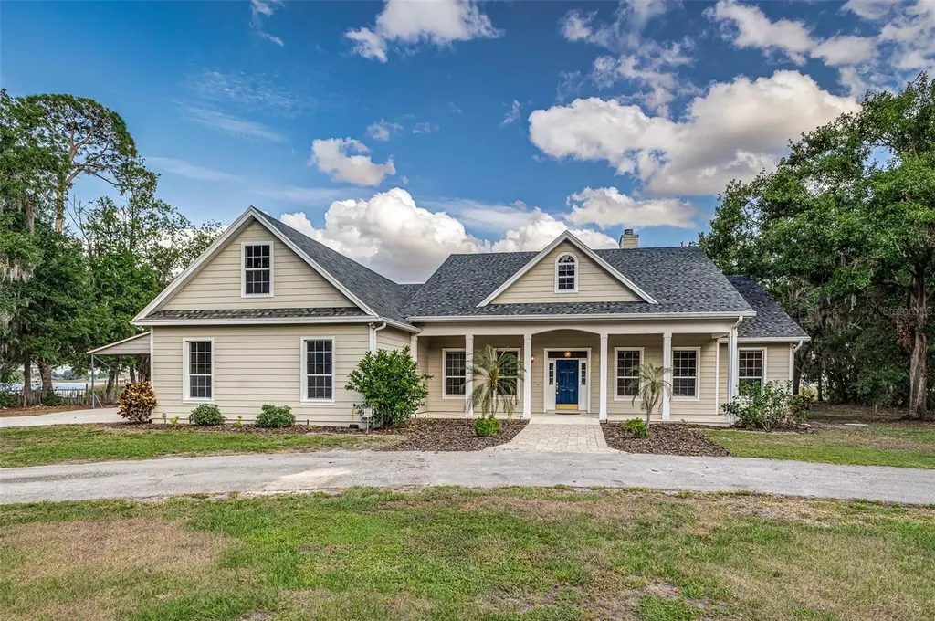 2070 W Lake Hamilton Drive Winter Haven FL 33881