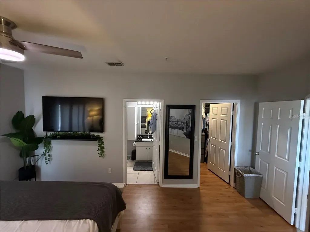 4333 Bayside Village Drive Tampa FL 33615