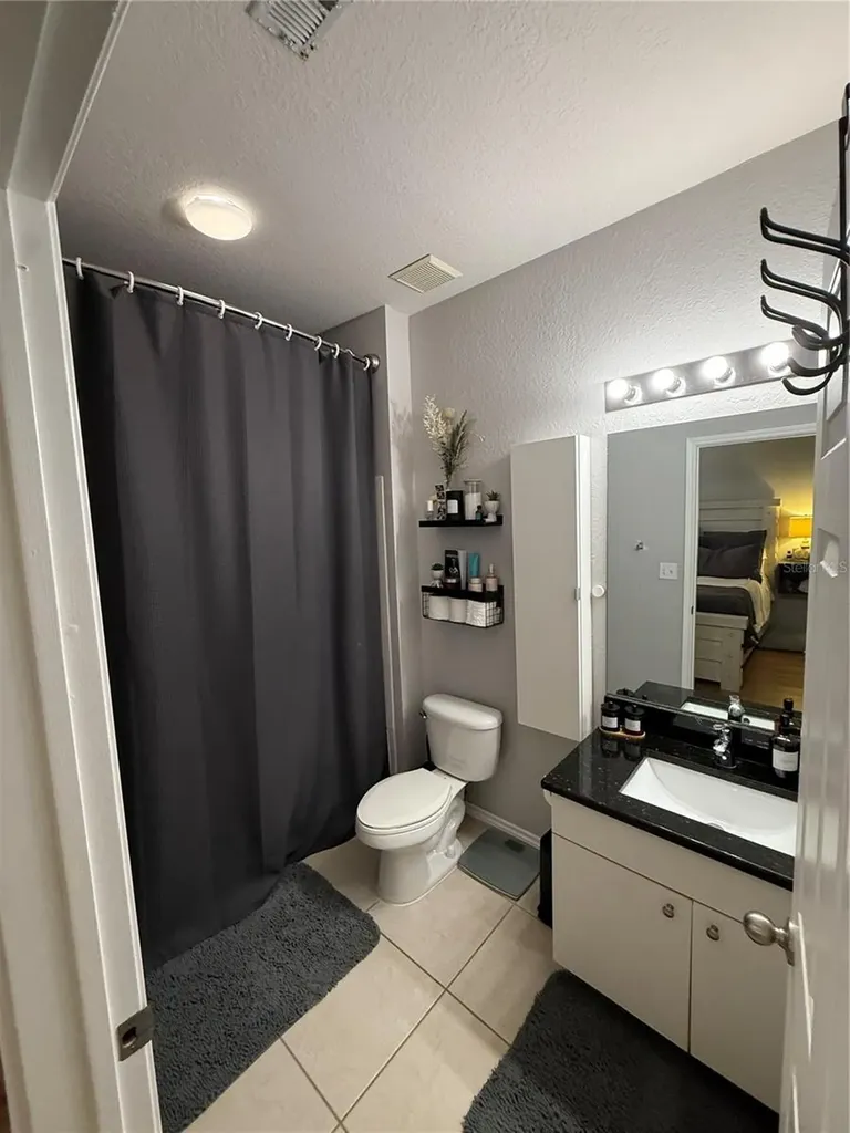 4333 Bayside Village Drive Tampa FL 33615