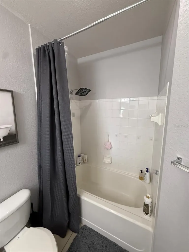 4333 Bayside Village Drive Tampa FL 33615