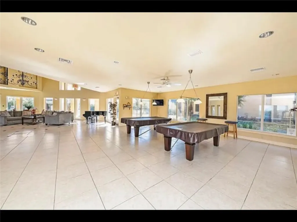 4333 Bayside Village Drive Tampa FL 33615