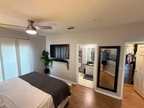 4333 Bayside Village Drive Tampa FL 33615