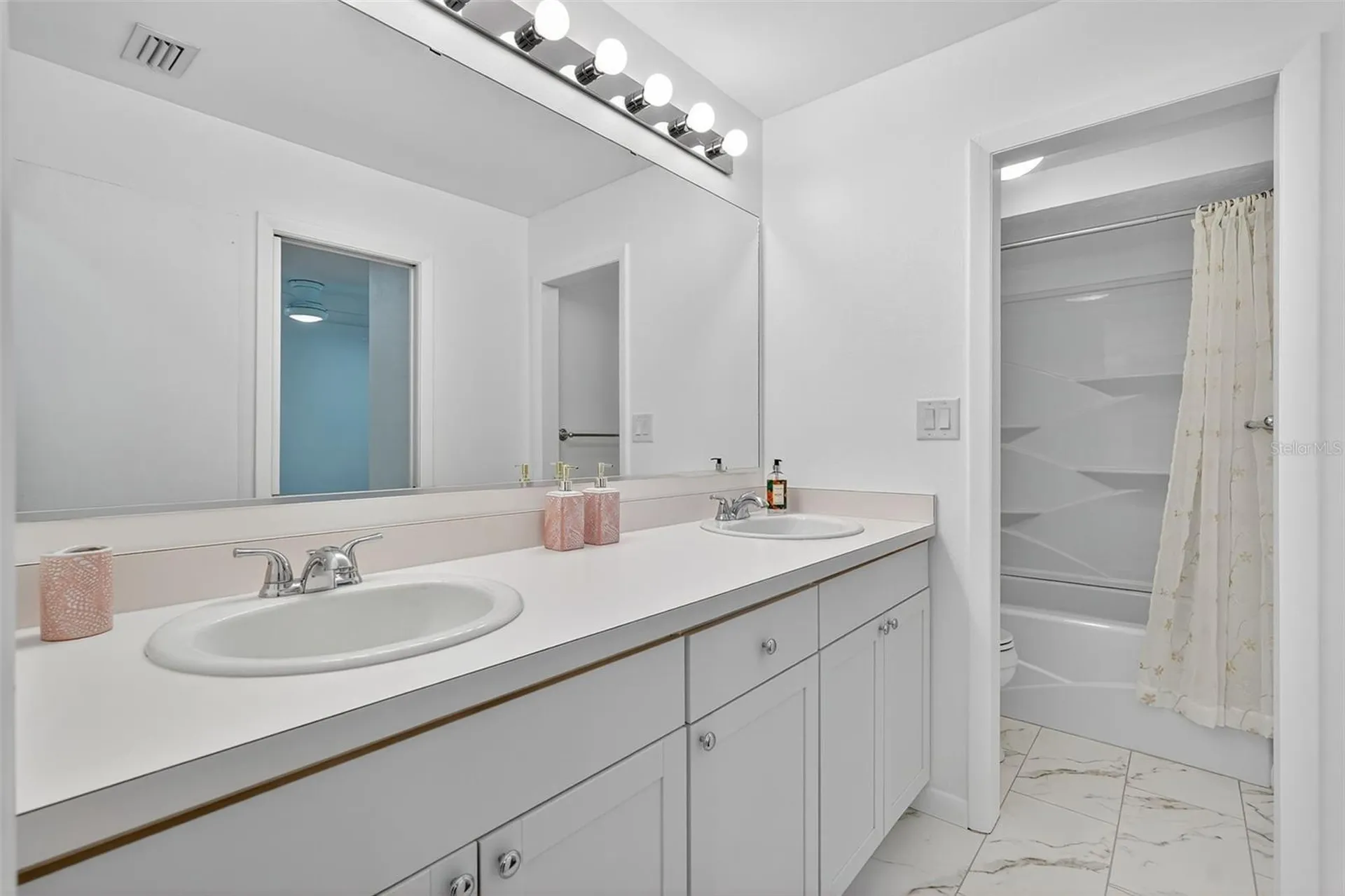 1524 New Jersey Oaks Court Lakeland FL 33801
