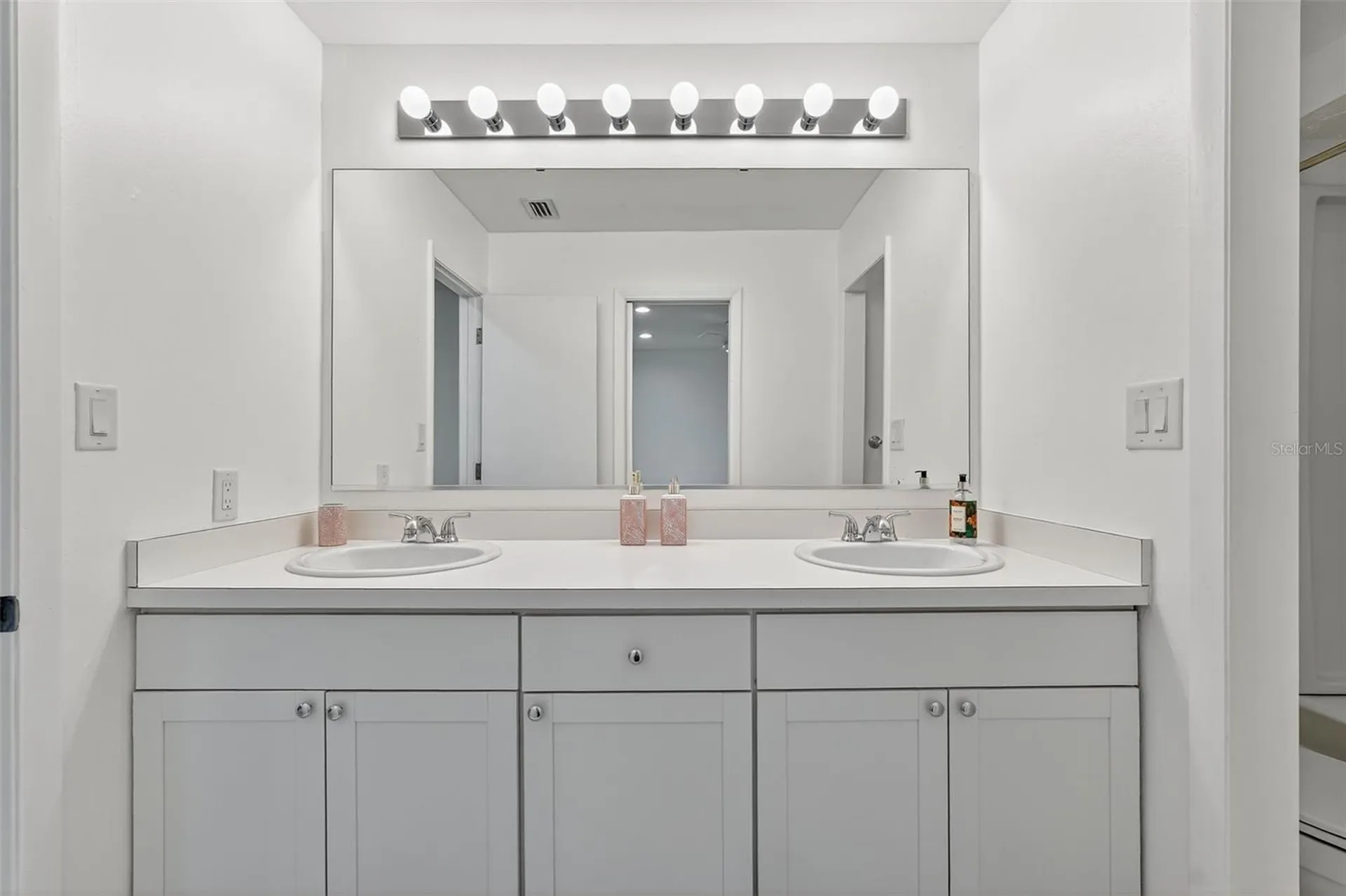 1524 New Jersey Oaks Court Lakeland FL 33801