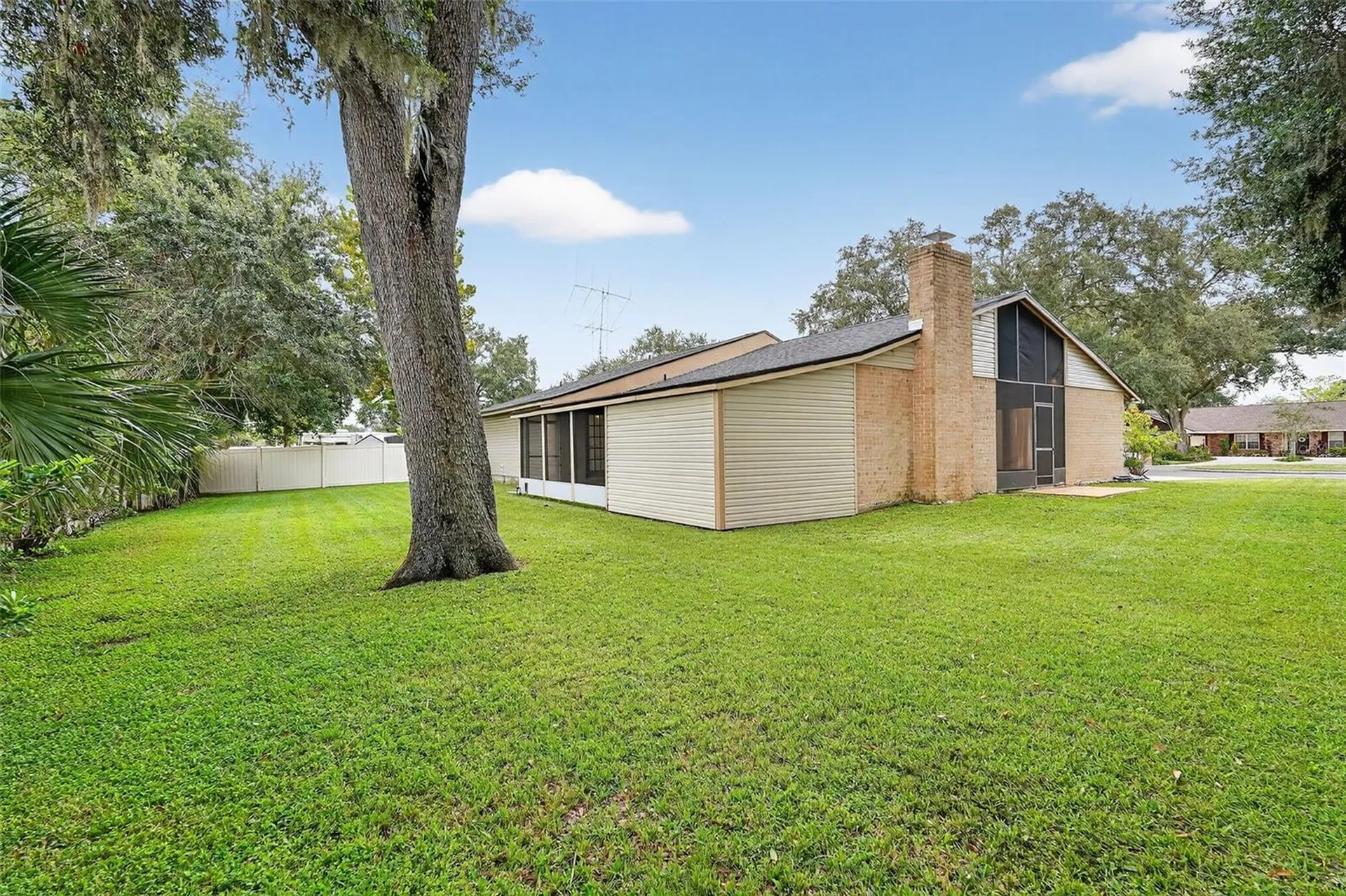 1524 New Jersey Oaks Court Lakeland FL 33801