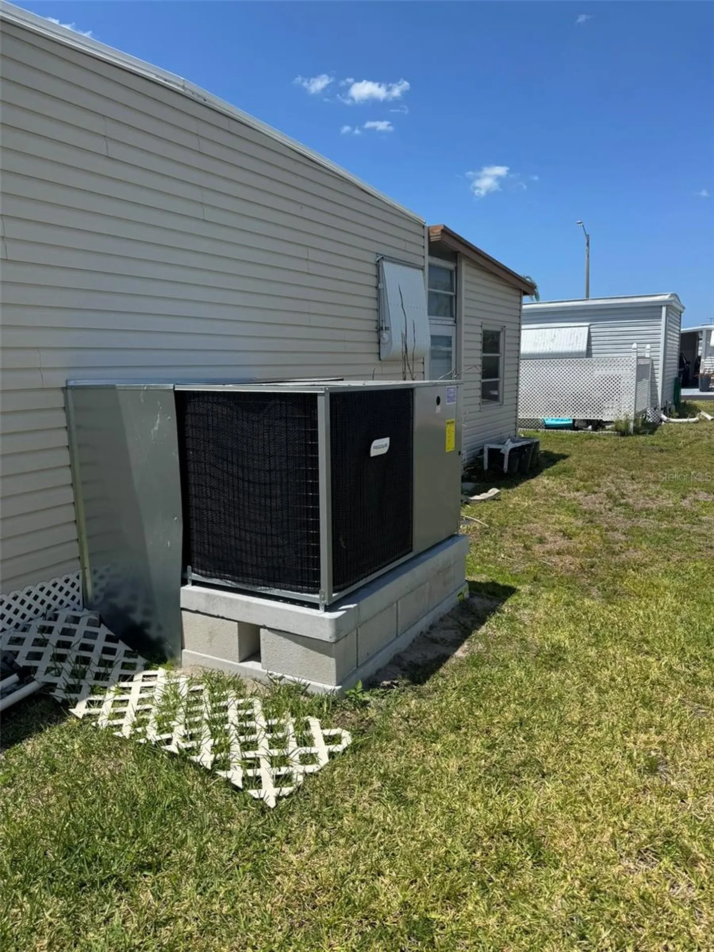 3301 Alt 19 Dunedin FL 34698