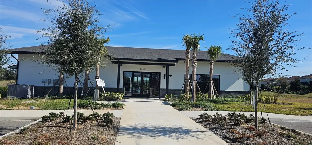 817 Ocean Course Avenue Davenport FL 33896