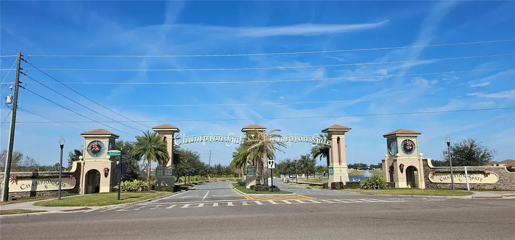817 Ocean Course Avenue Davenport FL 33896