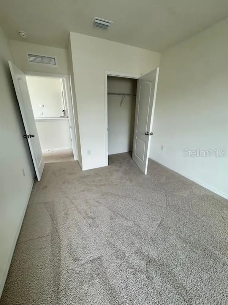2655 Swooping Sparrow Drive Harmony FL 34773