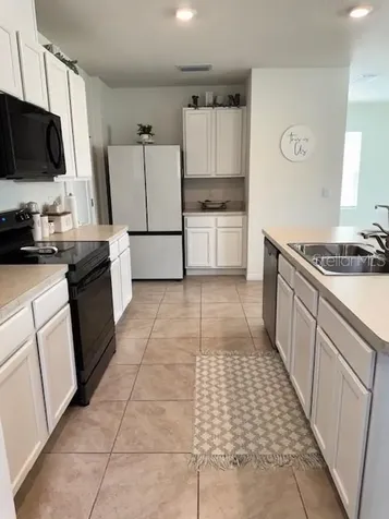 2655 Swooping Sparrow Drive Harmony FL 34773