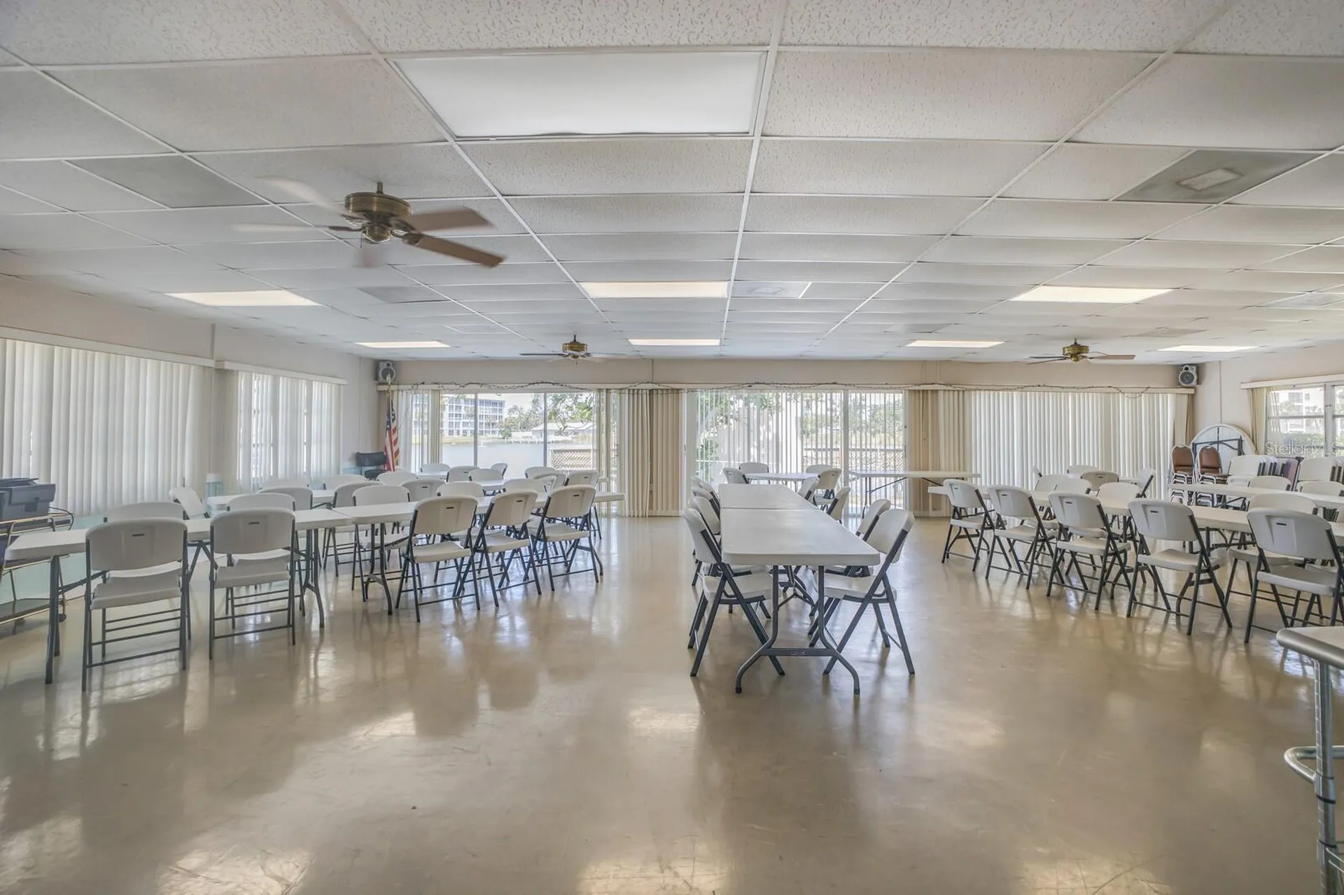 4015 Lake Bayshore Drive Bradenton FL 34205