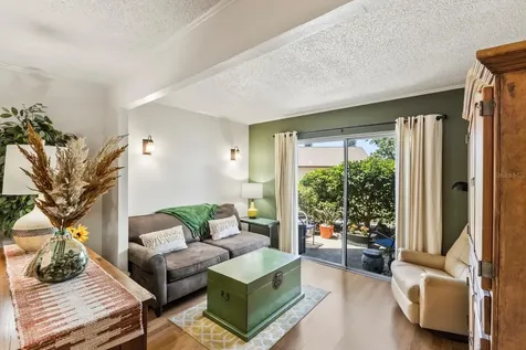 4015 Lake Bayshore Drive Bradenton FL 34205