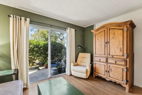 4015 Lake Bayshore Drive Bradenton FL 34205