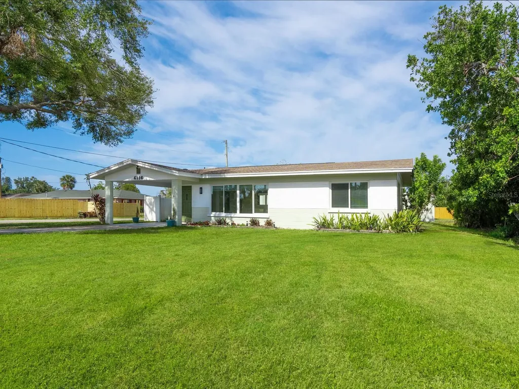 6116 Rodgers Avenue Sarasota FL 34231