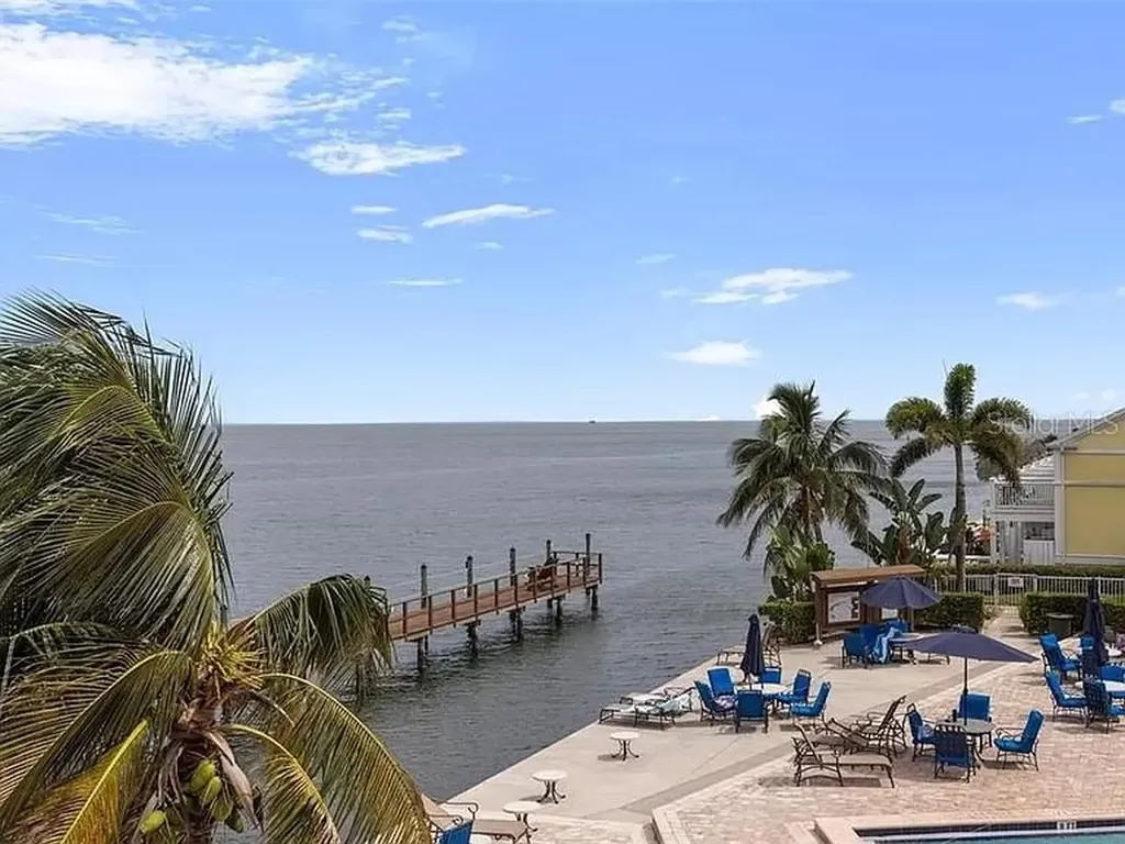 5191 Salmon Drive SE St Petersburg FL 33705