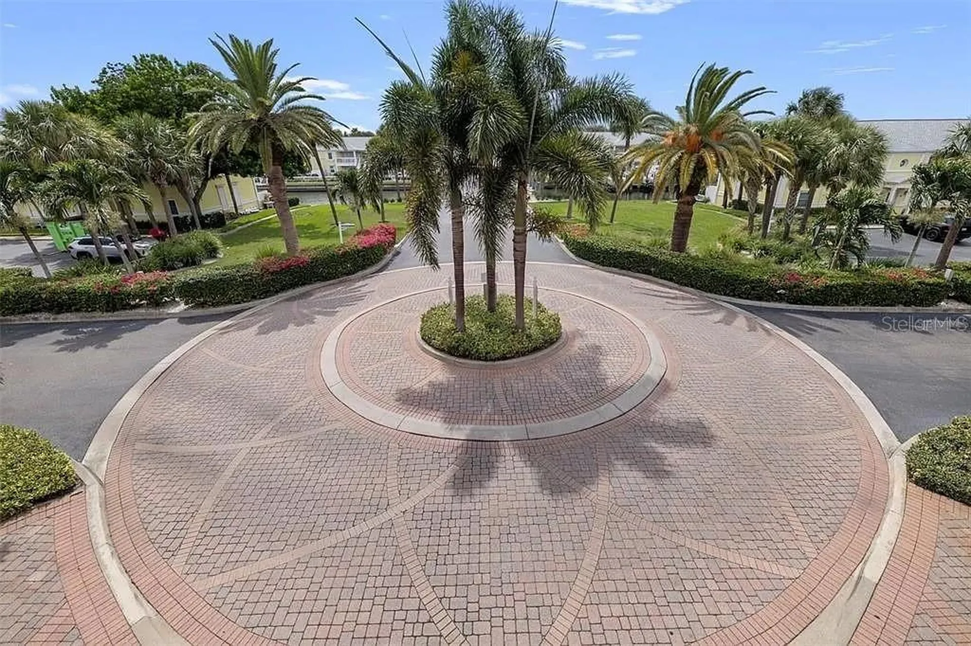 5191 Salmon Drive SE St Petersburg FL 33705