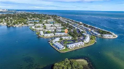 5191 Salmon Drive SE St Petersburg FL 33705