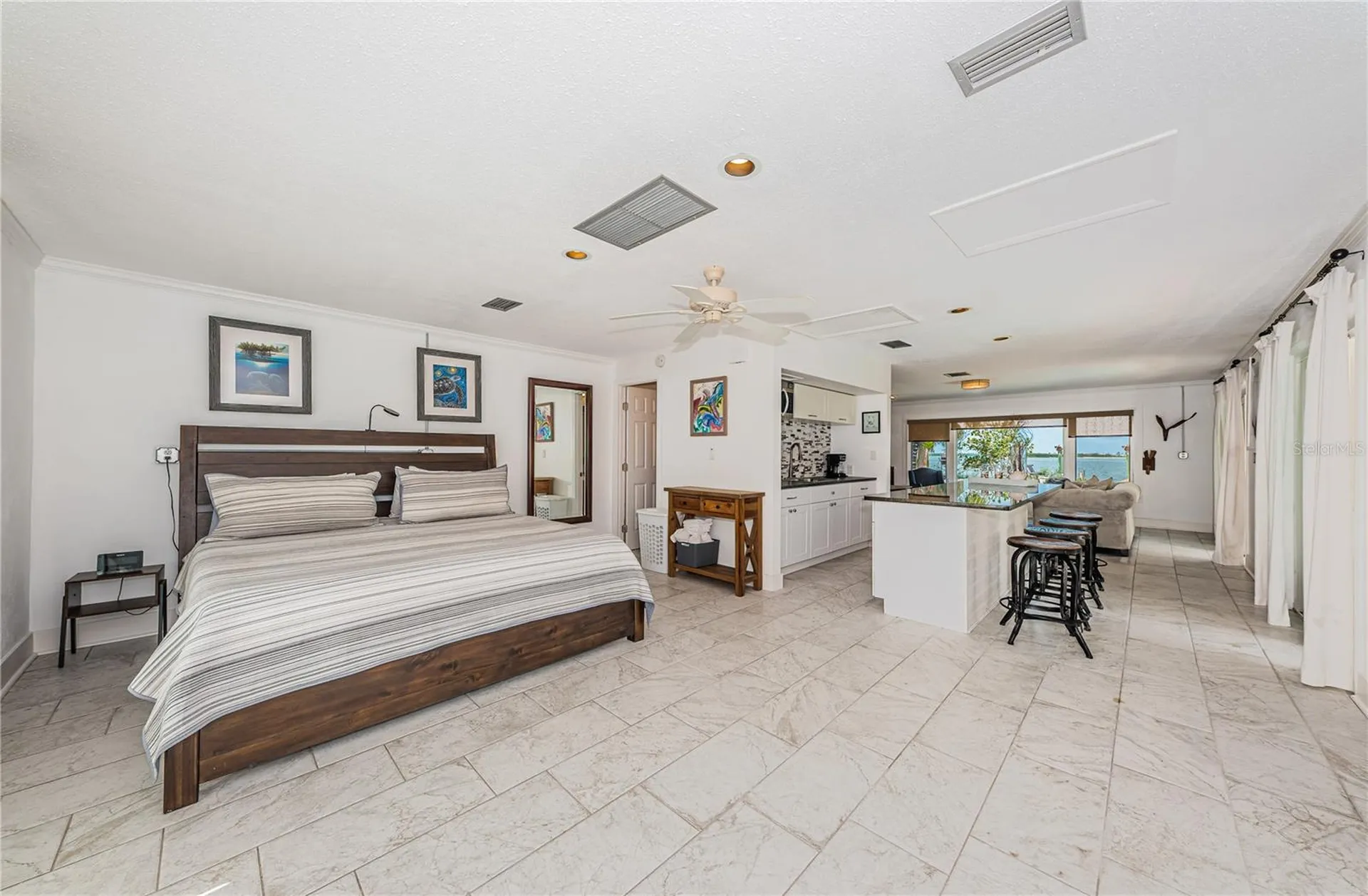 2834 Pelham Road N St Petersburg FL 33710