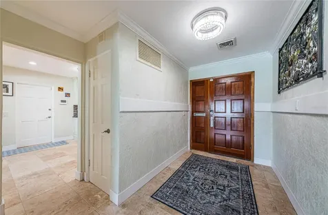 2834 Pelham Road N St Petersburg FL 33710