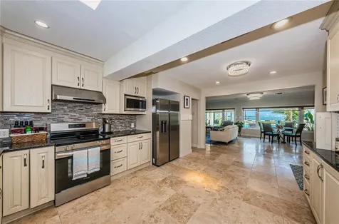 2834 Pelham Road N St Petersburg FL 33710