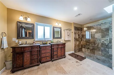 2834 Pelham Road N St Petersburg FL 33710