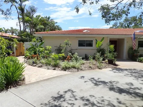 2834 Pelham Road N St Petersburg FL 33710