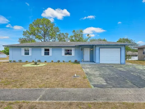 2802 English Drive Deltona FL 32738