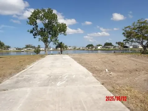6245 Oriole Boulevard Englewood FL 34224