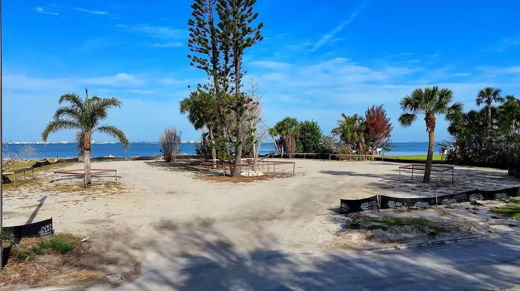 603 Indian Beach Lane Sarasota FL 34234