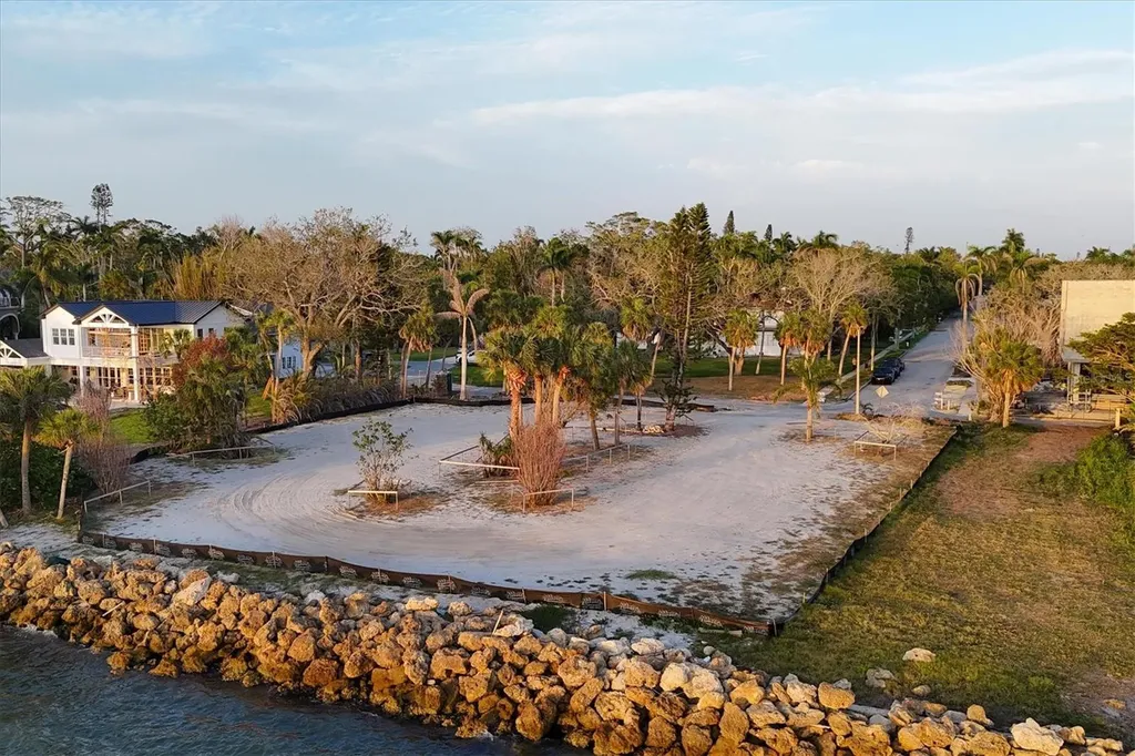 603 Indian Beach Lane Sarasota FL 34234