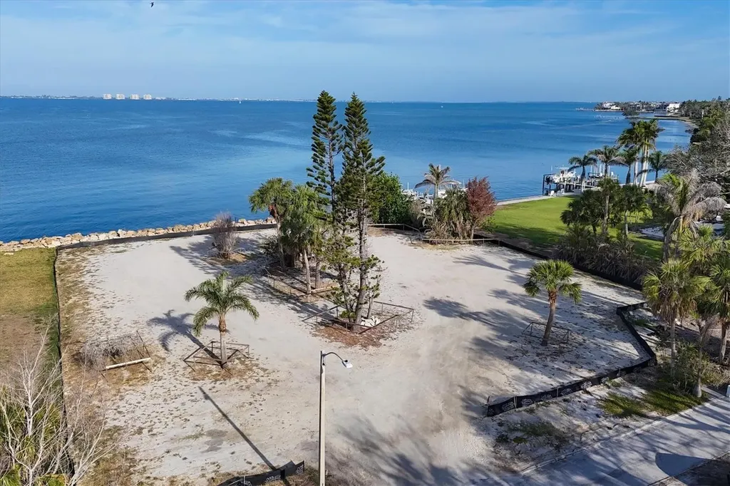 603 Indian Beach Lane Sarasota FL 34234