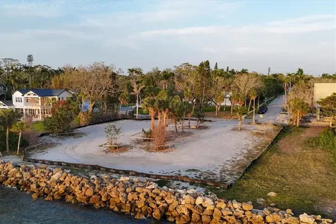 603 Indian Beach Lane Sarasota FL 34234