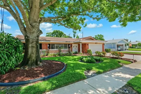 6365 32nd Avenue N St Petersburg FL 33710