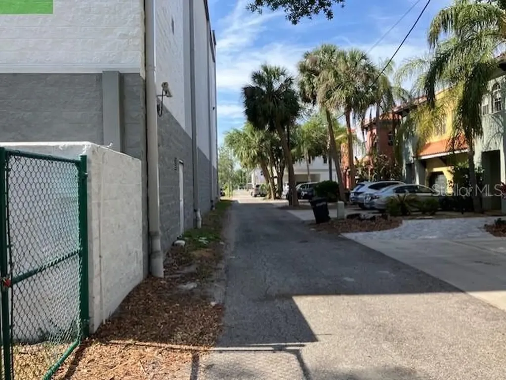 103 S Howard Avenue Tampa FL 33606