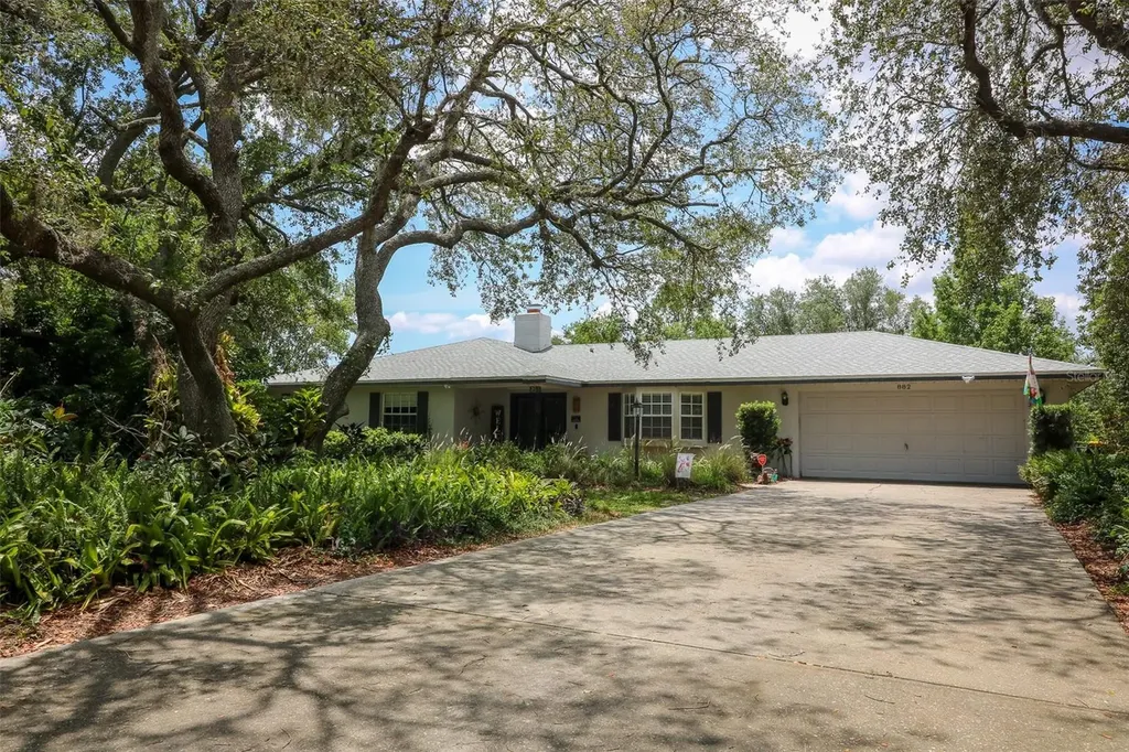 882 Redwood Way Lake Wales FL 33898