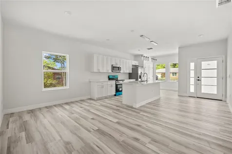 610 E Euclid Avenue Deland FL 32724