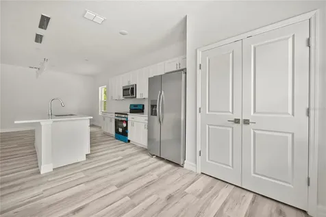 610 E Euclid Avenue Deland FL 32724