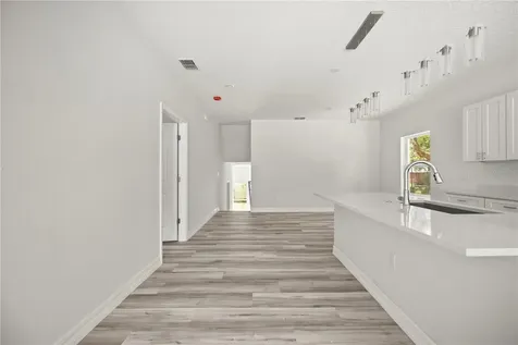 610 E Euclid Avenue Deland FL 32724