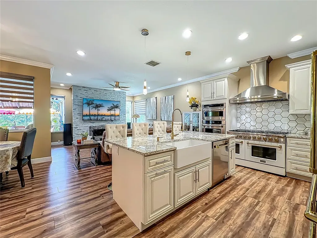 3008 Sutton Woods Drive Plant City FL 33566