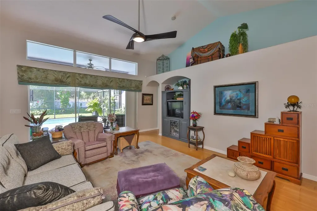 7649 Nottinghill Sky Drive Apollo Beach FL 33572