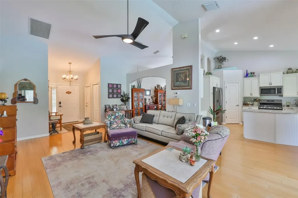 7649 Nottinghill Sky Drive Apollo Beach FL 33572