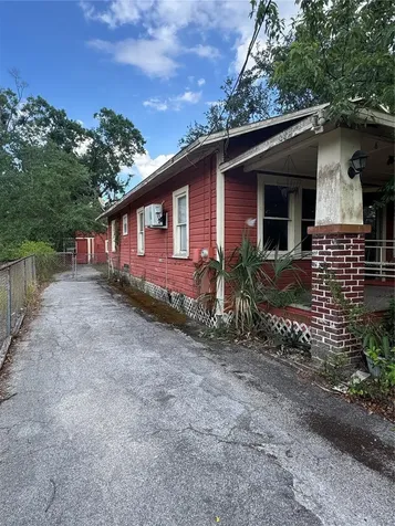 7807 N Mulberry Street Tampa FL 33604