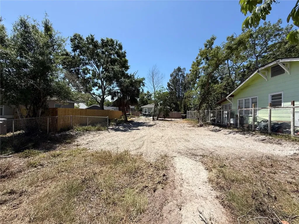 1320 10th Avenue S St Petersburg FL 33705