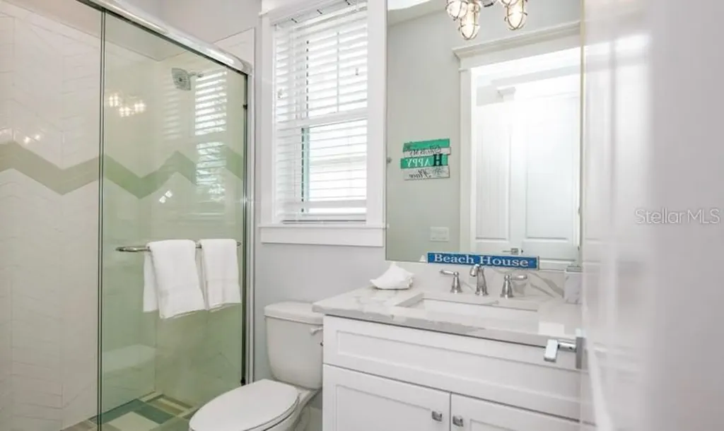 212 72nd Holmes Beach FL 34217