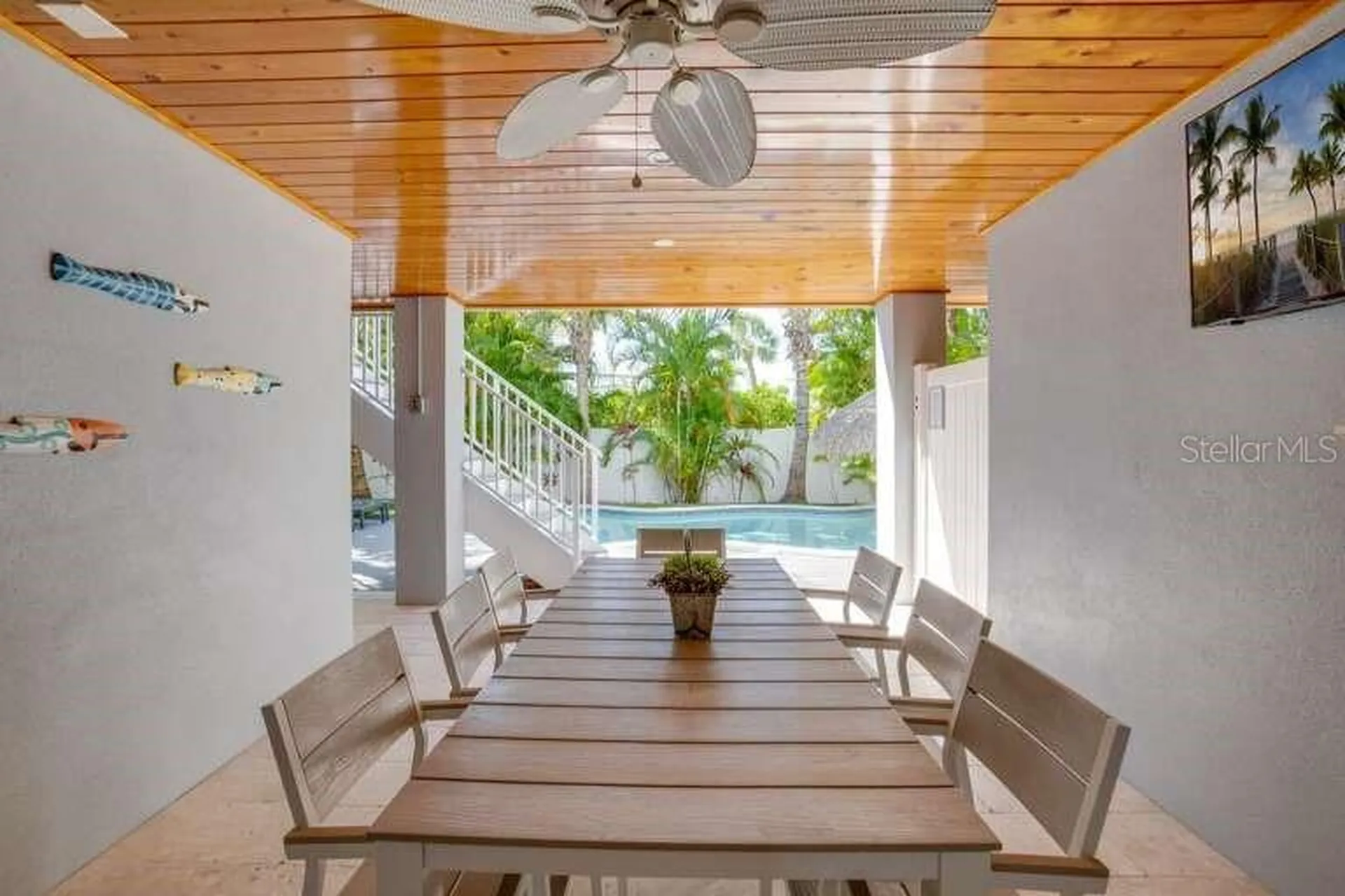 212 72nd Holmes Beach FL 34217