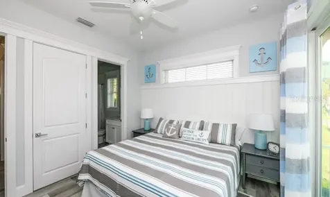 212 72nd Holmes Beach FL 34217