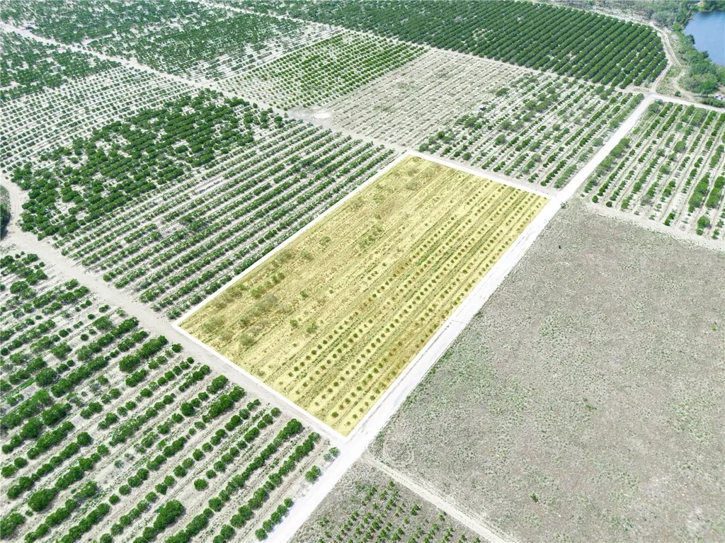 Gilbert Road Lake Wales FL 33898