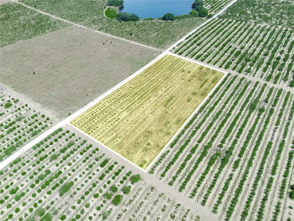 Gilbert Road Lake Wales FL 33898