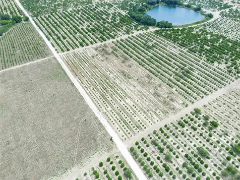 Gilbert Road Lake Wales FL 33898